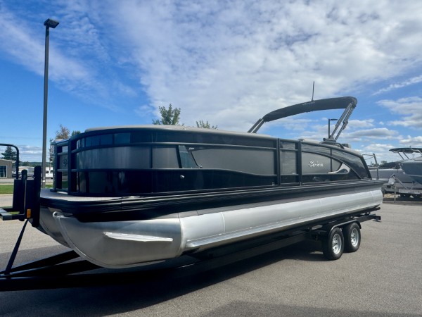 a01QO00000DkfK4YAJ_17 (Custom).jpg