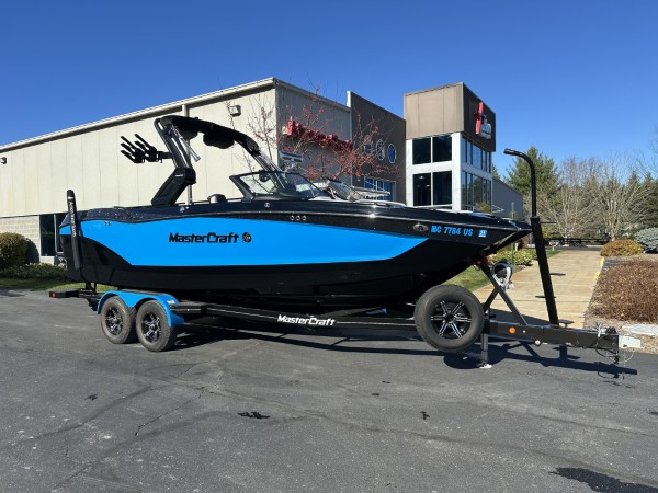 a013o00000w03RsAAI_11 (Custom).jpg