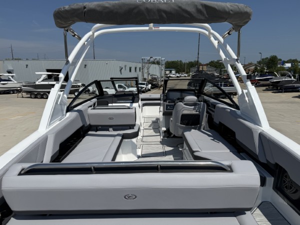 a01QO00000fF6f0YAC_16 (Custom).jpg