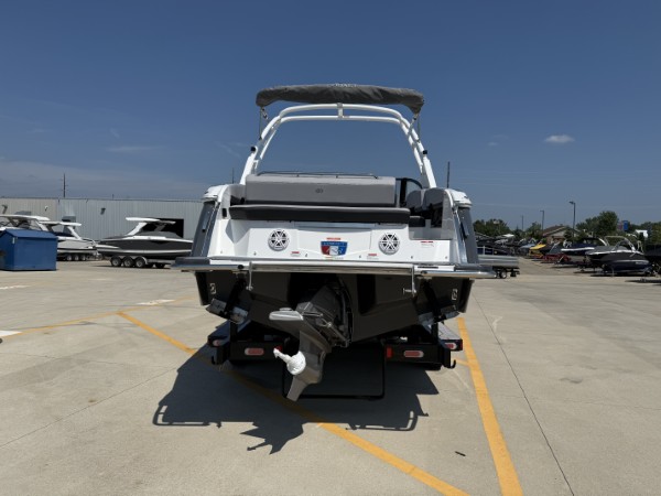 a01QO00000fF6f0YAC_12 (Custom).jpg