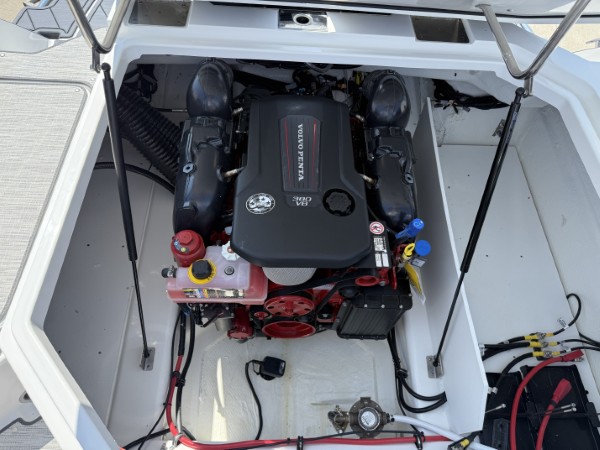 a01QO00000fF6f0YAC_34 (Custom).jpg