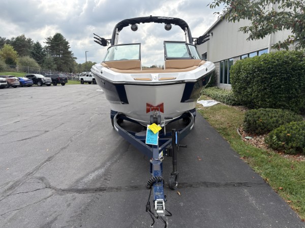 a01QO00000oGNn3YAG_13 (Custom).jpg