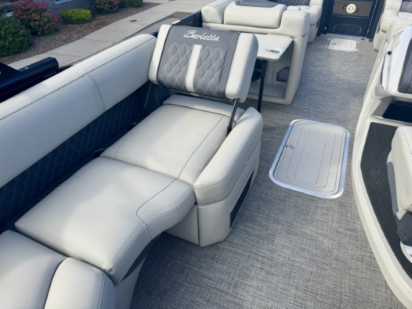 a01QO00000DkfK4YAJ_24 (Custom).jpg