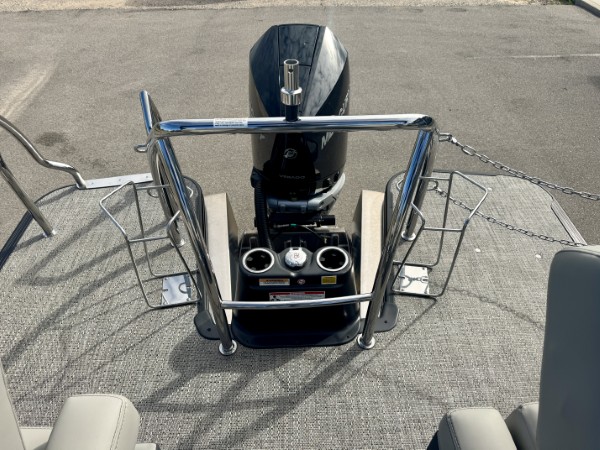 a01QO00000DkfK4YAJ_28 (Custom).jpg