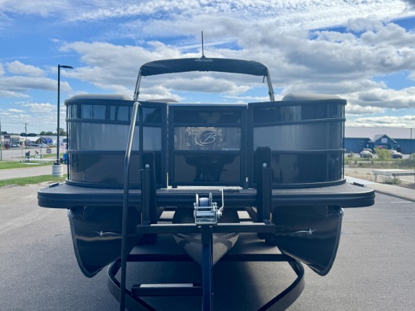 a01QO00000DkfK4YAJ_18 (Custom).jpg