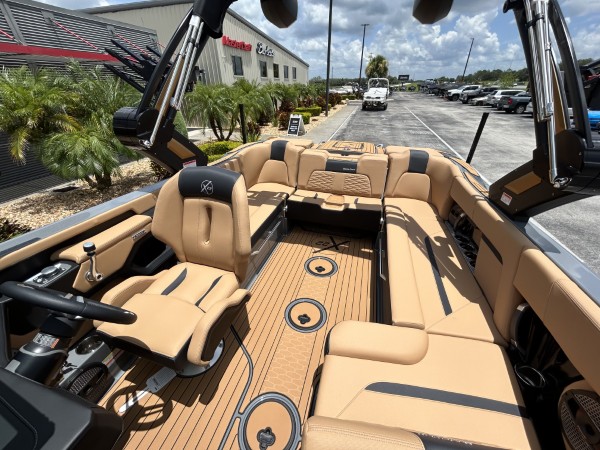 a01QO00000Ed5fjYAB_18 (Custom).jpg