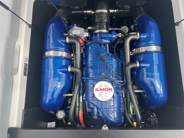 a01QO00000I3fXNYAZ_27 (Custom).jpg