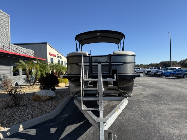 a01QO00000IWXRVYA5_12 (Custom).jpg