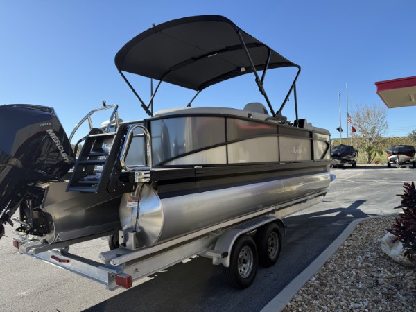 a01QO00000IWXRVYA5_14 (Custom).jpg