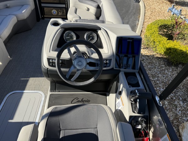 a01QO00000IWXRVYA5_22 (Custom).jpg