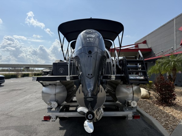 a01QO00000KpirYYAR_15 (Custom).jpg