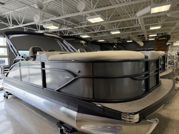 a01QO00000UGoUFYA1_10_main (Custom).jpg