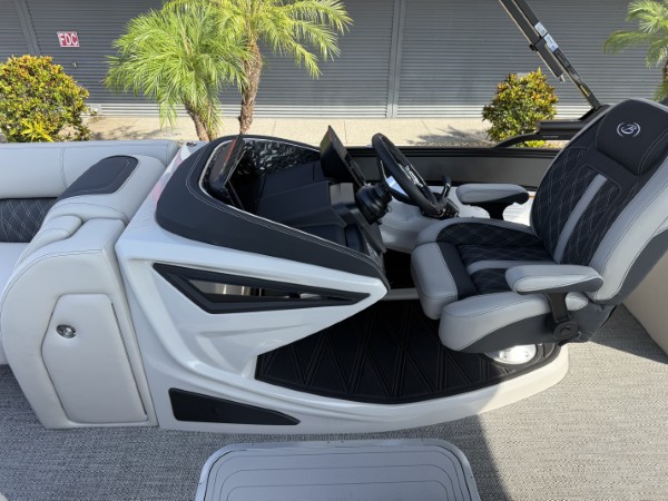 a01QO00000e9YD8YAM_22 (Custom).jpg