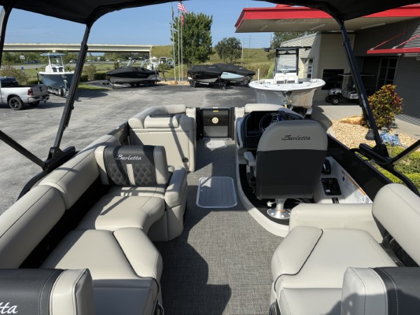 a01QO00000e9YD8YAM_18 (Custom).jpg