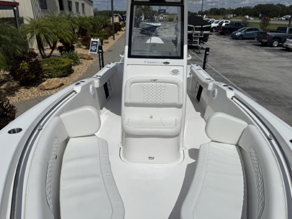 a01QO00000gTumfYAC_28 (Custom).jpg