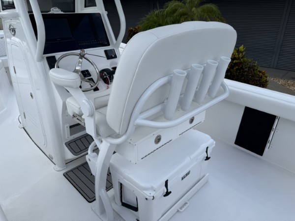 a01QO00000gTumfYAC_20 (Custom).jpg