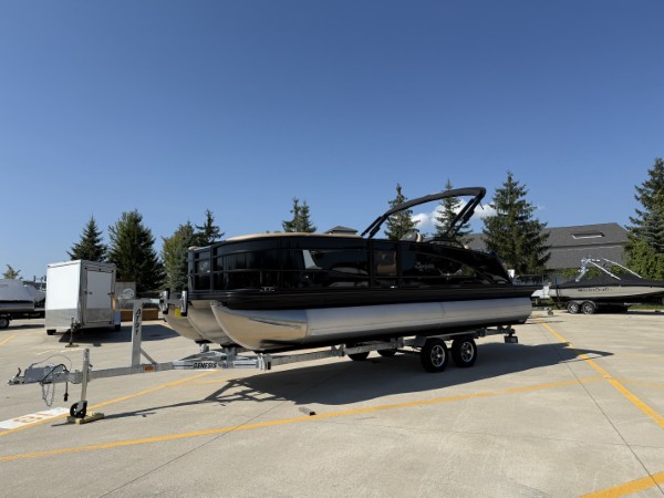 a01QO00000kI7NAYA0_16 (Custom).jpg