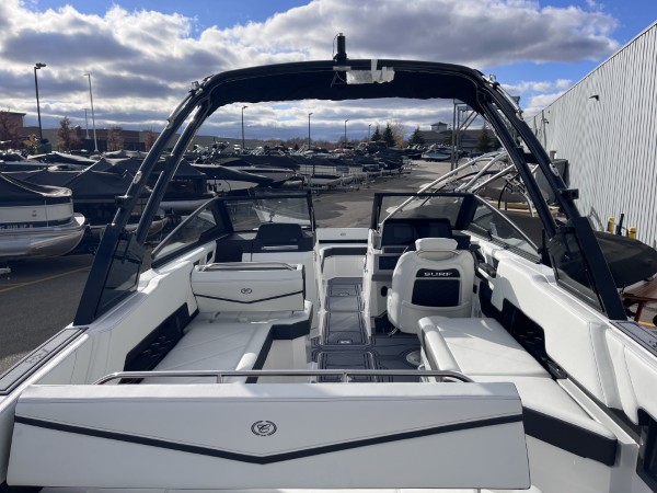 a01QO00000KnzQHYAZ_16 (Custom).jpg