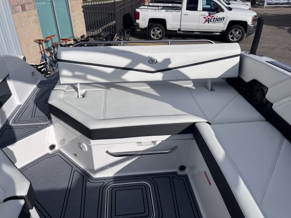 a01QO00000KnzQHYAZ_26 (Custom).jpg