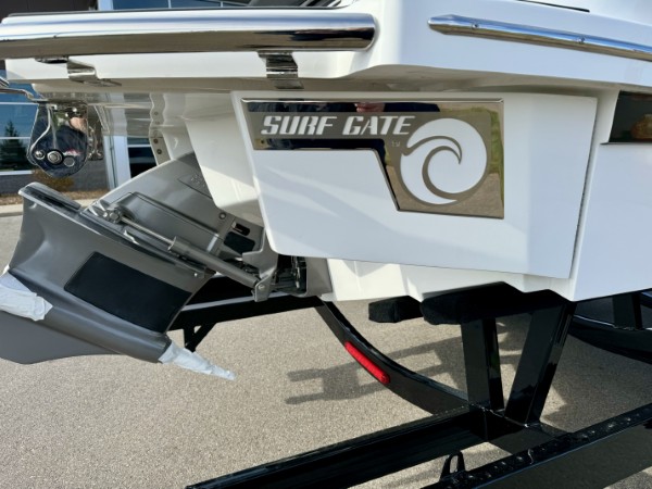 a01QO00000Ko3wtYAB_26 (Custom).jpg