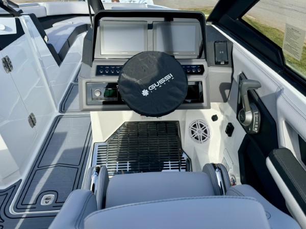 a01QO00000Ko3wtYAB_15 (Custom).jpg