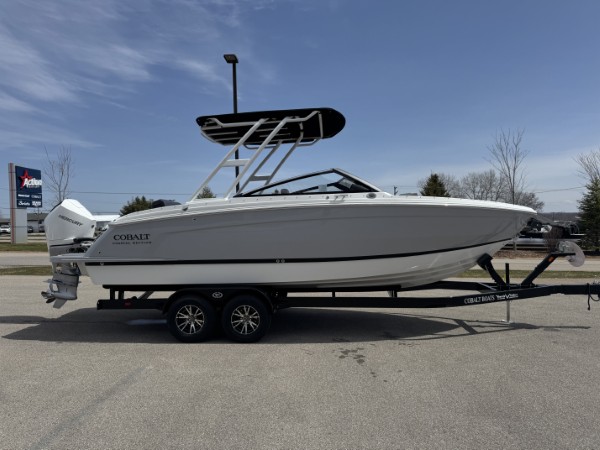 a01QO00000LgW4KYAV_12 (Custom).jpg