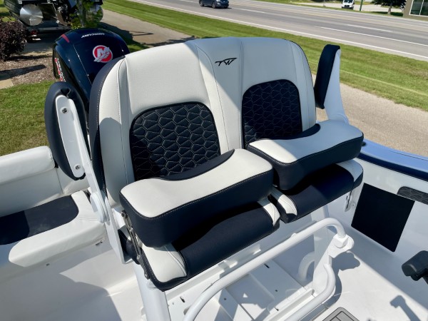 a01QO00000gND2qYAG_25 (Custom).jpg