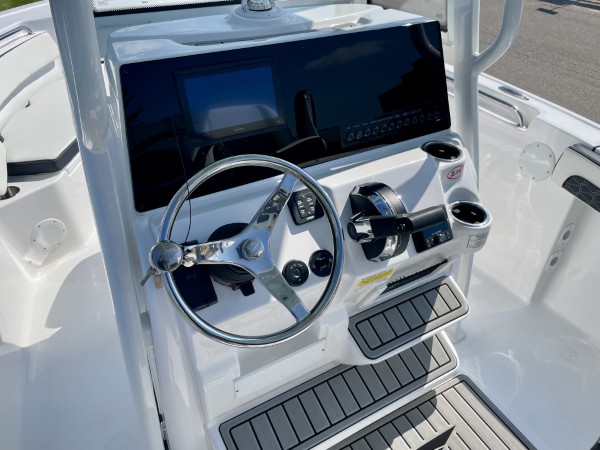 a01QO00000gND2qYAG_21 (Custom).jpg