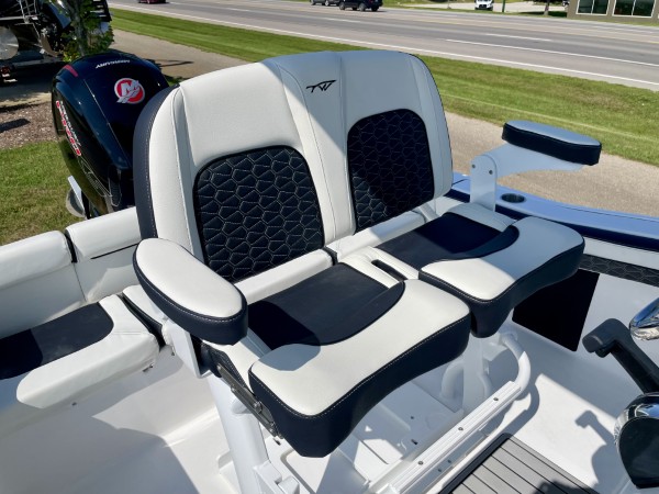 a01QO00000gND2qYAG_27 (Custom).jpg