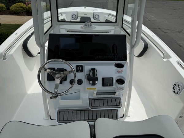 a01QO00000gNvDVYA0_19 (Custom).jpg