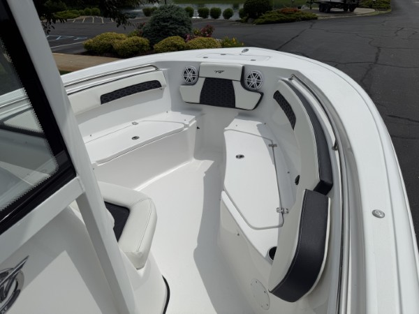 a01QO00000gNvDVYA0_21 (Custom).jpg