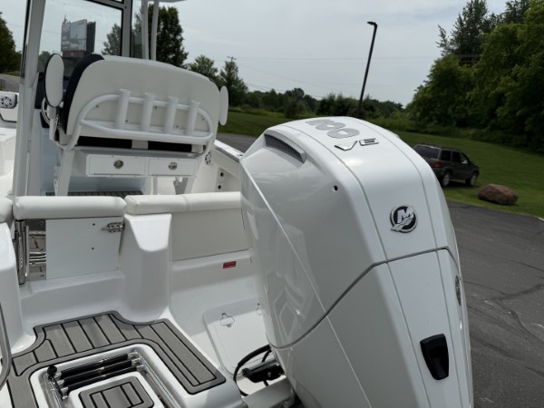 a01QO00000gNvDVYA0_16 (Custom).jpg