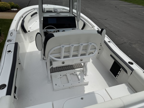 a01QO00000gNvDVYA0_18 (Custom).jpg