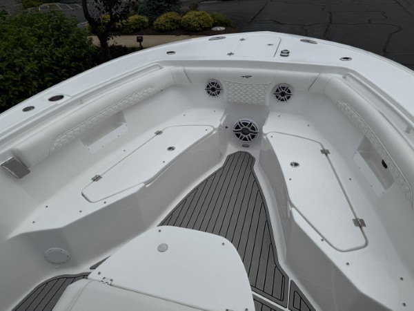 a01QO00000gNzvSYAS_25 (Custom).jpg