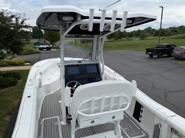 a01QO00000gNzvSYAS_18 (Custom).jpg