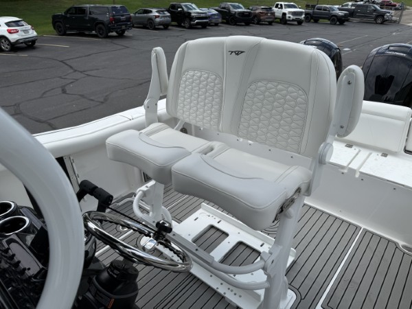 a01QO00000gNzvSYAS_33 (Custom).jpg