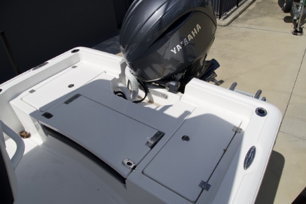 a01QO00000gPWxPYAW_30 (Custom).jpg