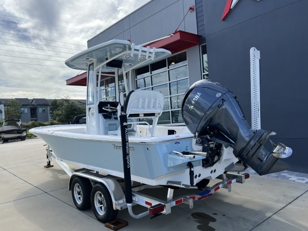 a01QO00000gPWxPYAW_18 (Custom).jpg