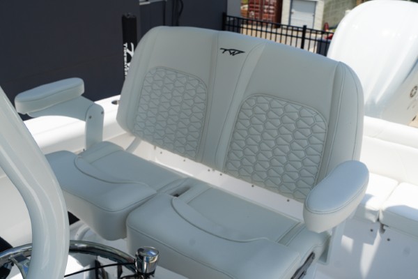 a01QO00000gUtTXYA0_20 (Custom).jpg