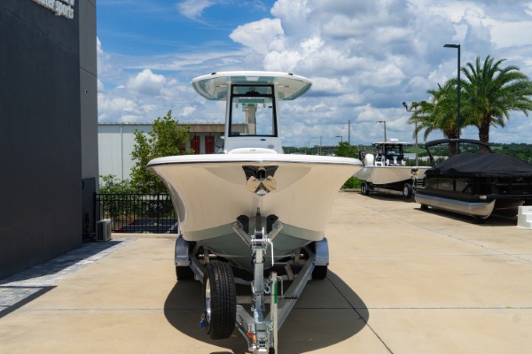 a01QO00000gUtTXYA0_16 (Custom).jpg