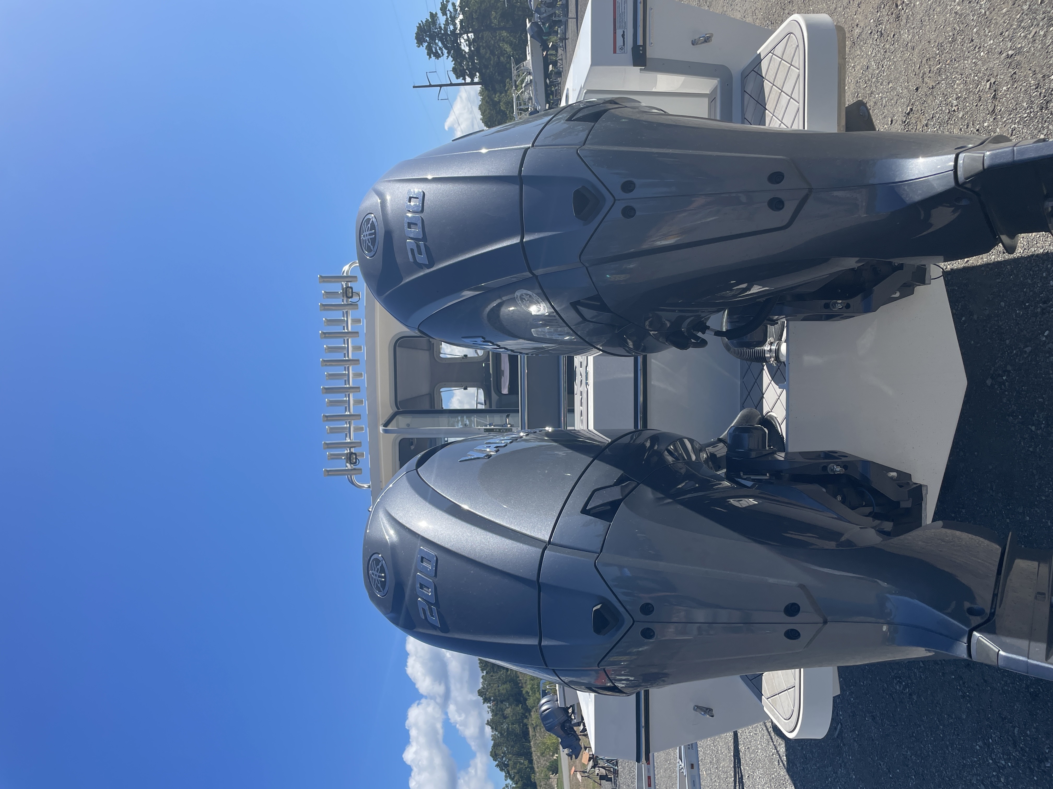 a01US00000af6khYAA_12.jpg